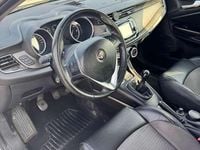 Usata Alfa Romeo Giulietta Exclusive 105 CV (77 kW) 2014 Bianco Utilitaria