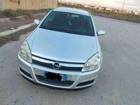 Usata Opel Astra 99 CV (72 kW) 2004 Grigio Berlina