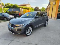 Usata VW T-Roc Advance 150 CV (110 kW) 2018 Grigio metallizzato SUV