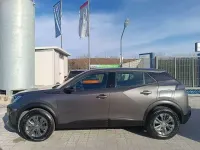 Usata Peugeot 2008 Active 101 CV (74 kW) 2022 Grigio SUV