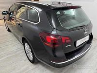 Usata Opel Astra Cosmo 110 CV (80 kW) 2015 Grigio scuro Station wagon