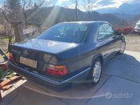 Usata Mercedes E300 1992 Nero Berlina