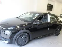Nuova Lancia Ypsilon 101 CV (74 kW) 2025 Nero Utilitaria