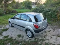 Usata Kia Rio 110 CV (80 kW) 2006 Berlina