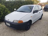 Brugt Fiat Punto S 54 HK (39 kW) 1995 Hvid Sedan