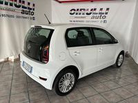 Usata VW up! move up! 68 CV (50 kW) 2022 Bianco pastello Utilitaria