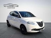 Usata Lancia Ypsilon S 95 CV (69 kW) 2015 Bianco Utilitaria