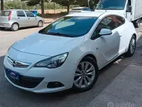 Usata Opel Astra GTC Cosmo 110 CV (80 kW) 2014 Bianco Berlina