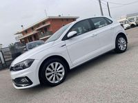 Begagnad VW Polo Highline 95 HK (69 kW) 2018 Vit Halvkombi
