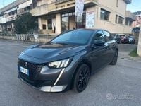 Usata Peugeot 208 GT 131 CV (96 kW) 2023 Grigio Utilitaria
