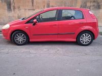 Usata Fiat Grande Punto 75 CV (55 kW) 2007 Rosso Utilitaria