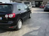 Usata VW Golf V Highline 105 CV (77 kW) 2007 Berlina
