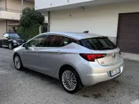 Usata Opel Astra Innovation 136 CV (100 kW) 2017 Berlina