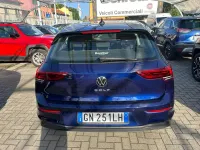 Usata VW Golf VIII Life 150 CV (110 kW) 2023 Blu Berlina