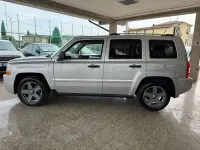 Usata Jeep Patriot Limited 140 CV (102 kW) 2008 Grigio SUV