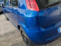Usata Fiat Punto 69 CV (50 kW) 2006 Blu Berlina