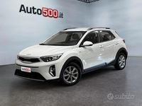 Usata Kia Stonic Urban 84 CV (61 kW) 2022 Bianco SUV