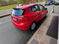 Usata Ford Fiesta 86 CV (63 kW) 2018 Rosso Utilitaria