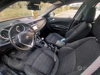 Usata Alfa Romeo Giulietta 120 CV (88 kW) 2017 Grigio Berlina