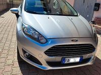 Usata Ford Fiesta 2015 Grigio Berlina