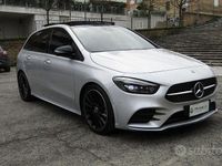 Usata Mercedes B200 Premium 150 CV (110 kW) 2019 Grigio Monovolume