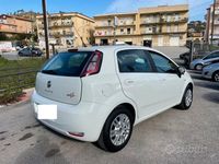 Usata Fiat Punto Street 95 CV (69 kW) 2014 Bianco Utilitaria
