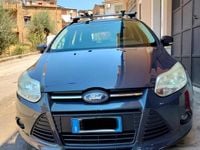Begagnad Ford Focus 100 HK (73 kW) 2012 Grå Kombi