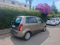 Usata Lancia Musa 95 CV (69 kW) 2008 Oro Monovolume