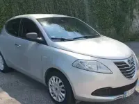Usata Lancia Ypsilon 69 CV (50 kW) 2013 Grigio Utilitaria