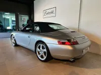 Usata Porsche 911 Carrera Cabriolet 300 CV (220 kW) 2001 Argento Cabrio