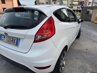 Usata Ford Fiesta 60 CV (44 kW) 2012 Utilitaria