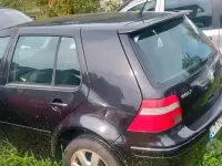 Usata VW Golf IV Trendline 105 CV (77 kW) 2004 Nero Berlina