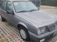 Usata Opel Ascona 82 CV (60 kW) 1988 Grigio Berlina