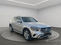 Usata Mercedes GLC220 194 CV (142 kW) 2019 Argento SUV