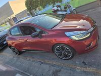 Begagnad Renault Clio IV 75 HK (55 kW) 2017 Röd Halvkombi