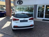 Usata Hyundai i20 75 CV (55 kW) 2018 Bianco Berlina