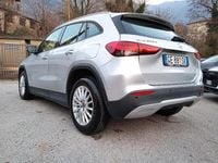 Usata Mercedes GLA200 150 CV (110 kW) 2021 Argento SUV
