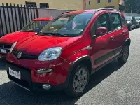 Usado Fiat Panda 4x4 S 86 CV (63 kW) 2015 Rojo Utilitario