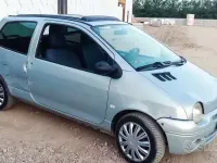 Usata Renault Twingo 75 CV (55 kW) 2004 Grigio Utilitaria