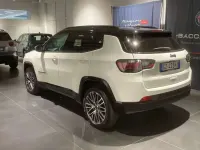 Usata Jeep Compass Summit 131 CV (96 kW) 2025 Bianco SUV
