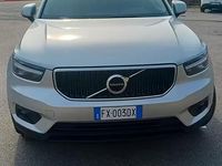 Usata Volvo XC40 150 CV (110 kW) 2019 Grigio SUV