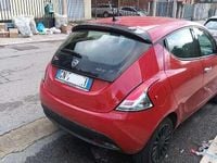 Usata Lancia Ypsilon Silver 69 CV (50 kW) 2023 Rosso Utilitaria