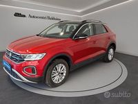 Usata VW T-Roc Life 110 CV (80 kW) 2022 Rosso SUV