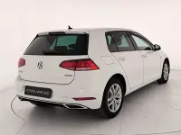 Begagnad VW Golf VIII Executive 131 HK (96 kW) 2020 Grå Sedan