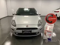 Usata Fiat Punto Lounge 77 CV (56 kW) 2013 Grigio(met.) Utilitaria