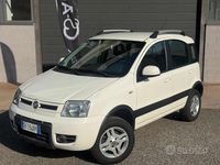 Usata Fiat Panda 4x4 75 CV (55 kW) 2011 Bianco Utilitaria