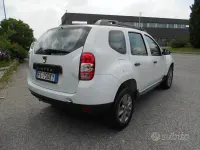 Usata Dacia Duster Lauréate 114 CV (83 kW) 2017 Bianco SUV