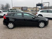 usata Volvo V40 2.0d 120cv - Cambio Manuale - Sensori Parcheggio