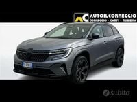 Usata Renault Austral Iconic Esprit Alpine 200 CV (147 kW) 2023 Grigio scuro SUV