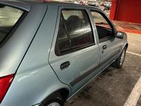 Usata Ford Fiesta 2000 Blu Utilitaria